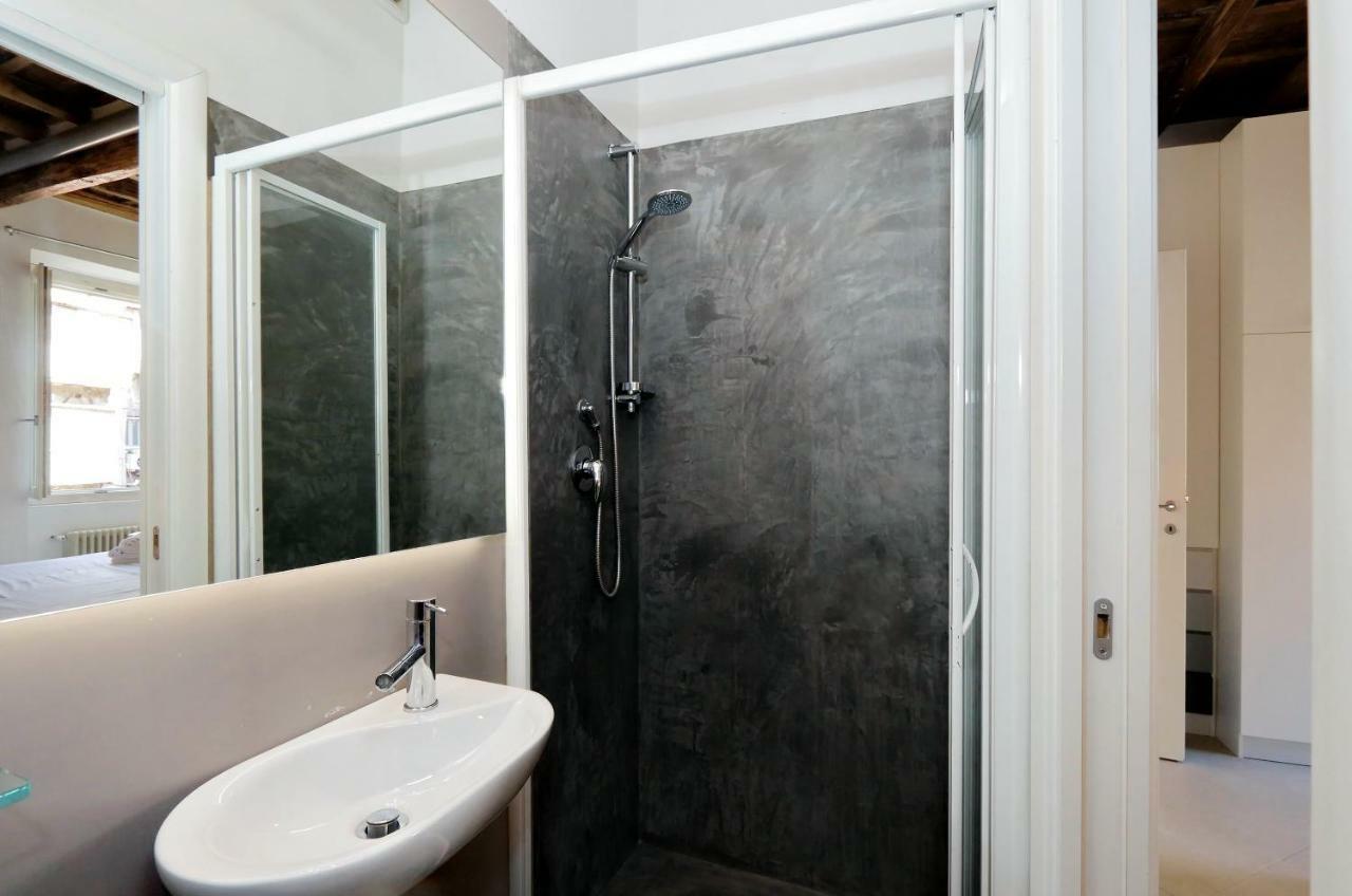 Apartmán Reginella Řím Exteriér fotografie